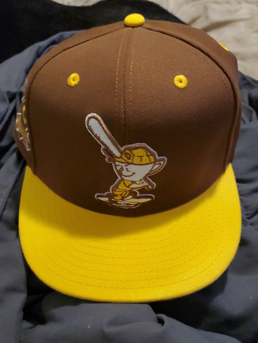 Ebbets Field Flannels Cordoba Cafeteros Eff DNA Fitted Hat...⚾